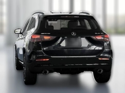 Mercedes-Benz GLA AMG GLA 35 4MATIC SUV 2026