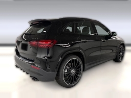 Mercedes-Benz GLA AMG GLA 35 4MATIC SUV 2026