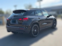 Mercedes-Benz GLA AMG GLA 35 4MATIC SUV 2026