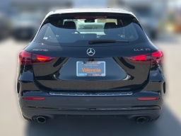 Mercedes-Benz GLA AMG GLA 35 4MATIC SUV 2026