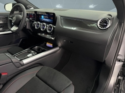 Mercedes-Benz GLA AMG GLA 35 4MATIC SUV 2026