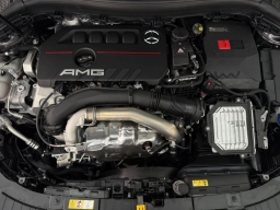 Mercedes-Benz GLA AMG GLA 35 4MATIC SUV 2026