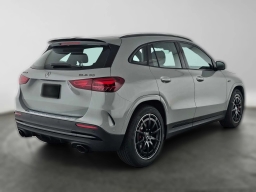 Mercedes-Benz GLA AMG GLA 35 4MATIC SUV 2026