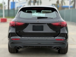 Mercedes-Benz GLA AMG GLA 35 4MATIC SUV 2026