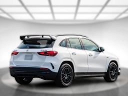 Mercedes-Benz GLA AMG GLA 35 4MATIC SUV 2026