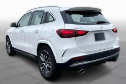 Mercedes-Benz GLA AMG GLA 35 4MATIC SUV 2026