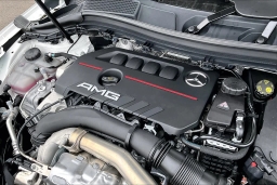 Mercedes-Benz GLA AMG GLA 35 4MATIC SUV 2026