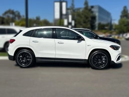Mercedes-Benz GLA AMG GLA 35 4MATIC SUV 2026