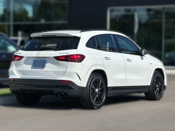 Mercedes-Benz GLA AMG GLA 35 4MATIC SUV 2026