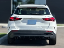 Mercedes-Benz GLA AMG GLA 35 4MATIC SUV 2026