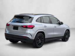 Mercedes-Benz GLA AMG GLA 35 4MATIC SUV 2026