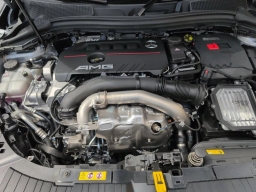 Mercedes-Benz GLA AMG GLA 35 4MATIC SUV 2026
