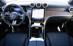 Mercedes-Benz GLC GLC 300 4MATIC Coupe 2026