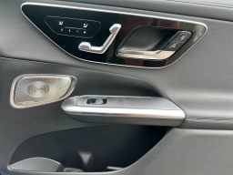 Mercedes-Benz GLC GLC 300 4MATIC Coupe 2026