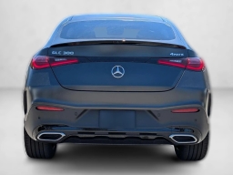 Mercedes-Benz GLC GLC 300 4MATIC Coupe 2026