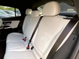 Mercedes-Benz GLC GLC 300 4MATIC Coupe 2026