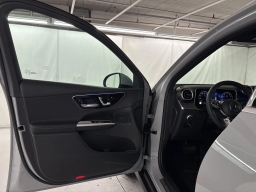 Mercedes-Benz GLC GLC 300 SUV 2026