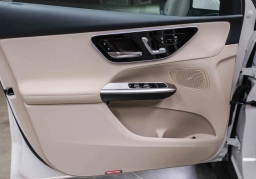 Mercedes-Benz GLC GLC 300 SUV 2026