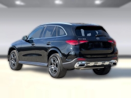 Mercedes-Benz GLC GLC 300 SUV 2026