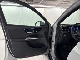 Mercedes-Benz GLC GLC 300 SUV 2026