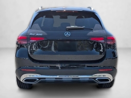 Mercedes-Benz GLC GLC 300 SUV 2026