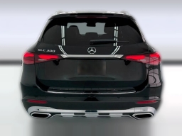 Mercedes-Benz GLC GLC 300 SUV 2026