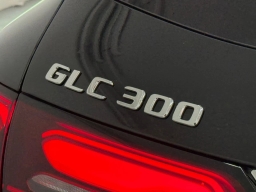 Mercedes-Benz GLC GLC 300 SUV 2026