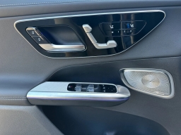 Mercedes-Benz GLC GLC 300 SUV 2026