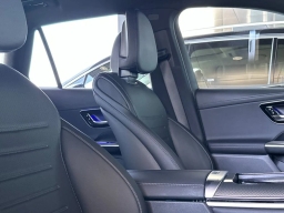 Mercedes-Benz GLC GLC 300 SUV 2026