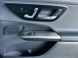 Mercedes-Benz GLC GLC 300 SUV 2026