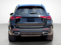 Mercedes-Benz GLC GLC 300 SUV 2026