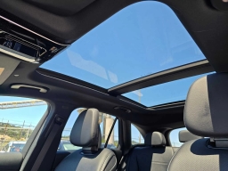 Mercedes-Benz GLC GLC 300 SUV 2026