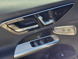 Mercedes-Benz GLC GLC 300 SUV 2026
