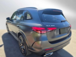 Mercedes-Benz GLC GLC 300 SUV 2026