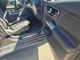 Mercedes-Benz GLC GLC 300 SUV 2026