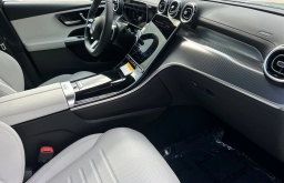 Mercedes-Benz GLC GLC 300 SUV 2026