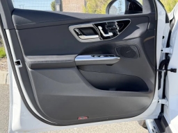 Mercedes-Benz GLC GLC 300 SUV 2026