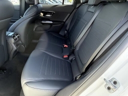 Mercedes-Benz GLC GLC 300 SUV 2026