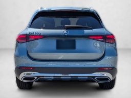 Mercedes-Benz GLC GLC 300 SUV 2026