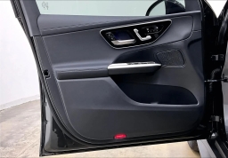 Mercedes-Benz GLC GLC 300 SUV 2026