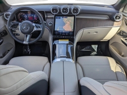 Mercedes-Benz GLC GLC 300 SUV 2026