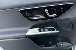 Mercedes-Benz GLC GLC 300 SUV 2026