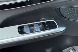 Mercedes-Benz GLC GLC 300 SUV 2026