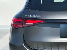 Mercedes-Benz GLC GLC 300 SUV 2026