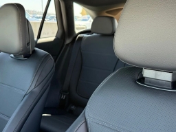 Mercedes-Benz GLC GLC 300 SUV 2026
