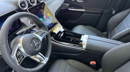 Mercedes-Benz GLC GLC 300 SUV 2026