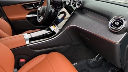 Mercedes-Benz GLC GLC 300 SUV 2026