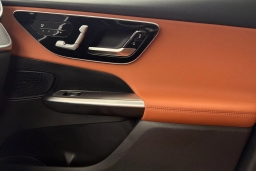Mercedes-Benz GLC GLC 300 SUV 2026
