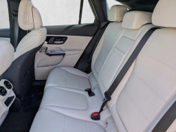 Mercedes-Benz GLC GLC 300 SUV 2026