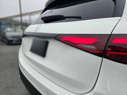 Mercedes-Benz GLC GLC 300 SUV 2026